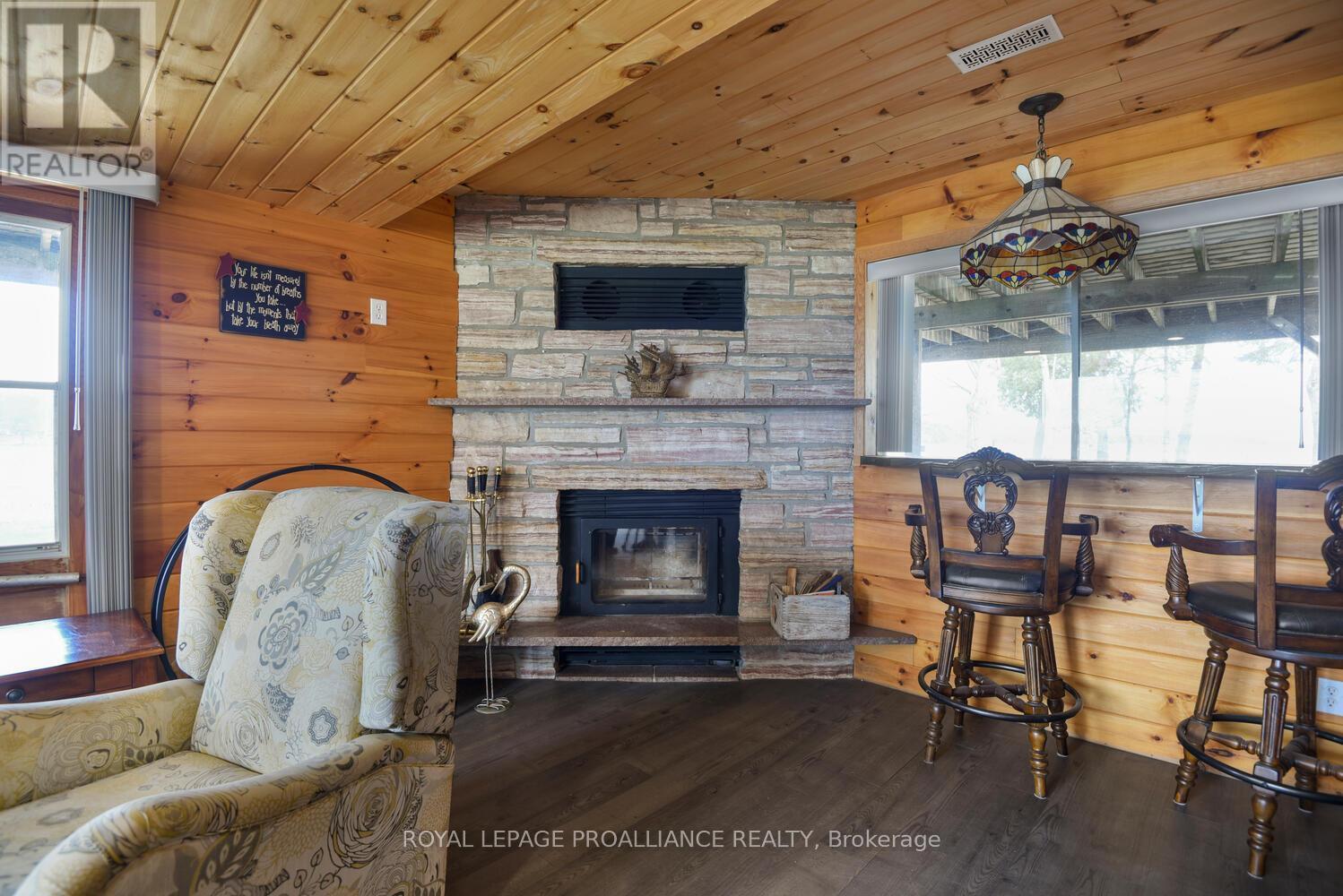 












365 MCNAMEE LANE

,
Rideau Lakes,




Ontario
K0G1V0

