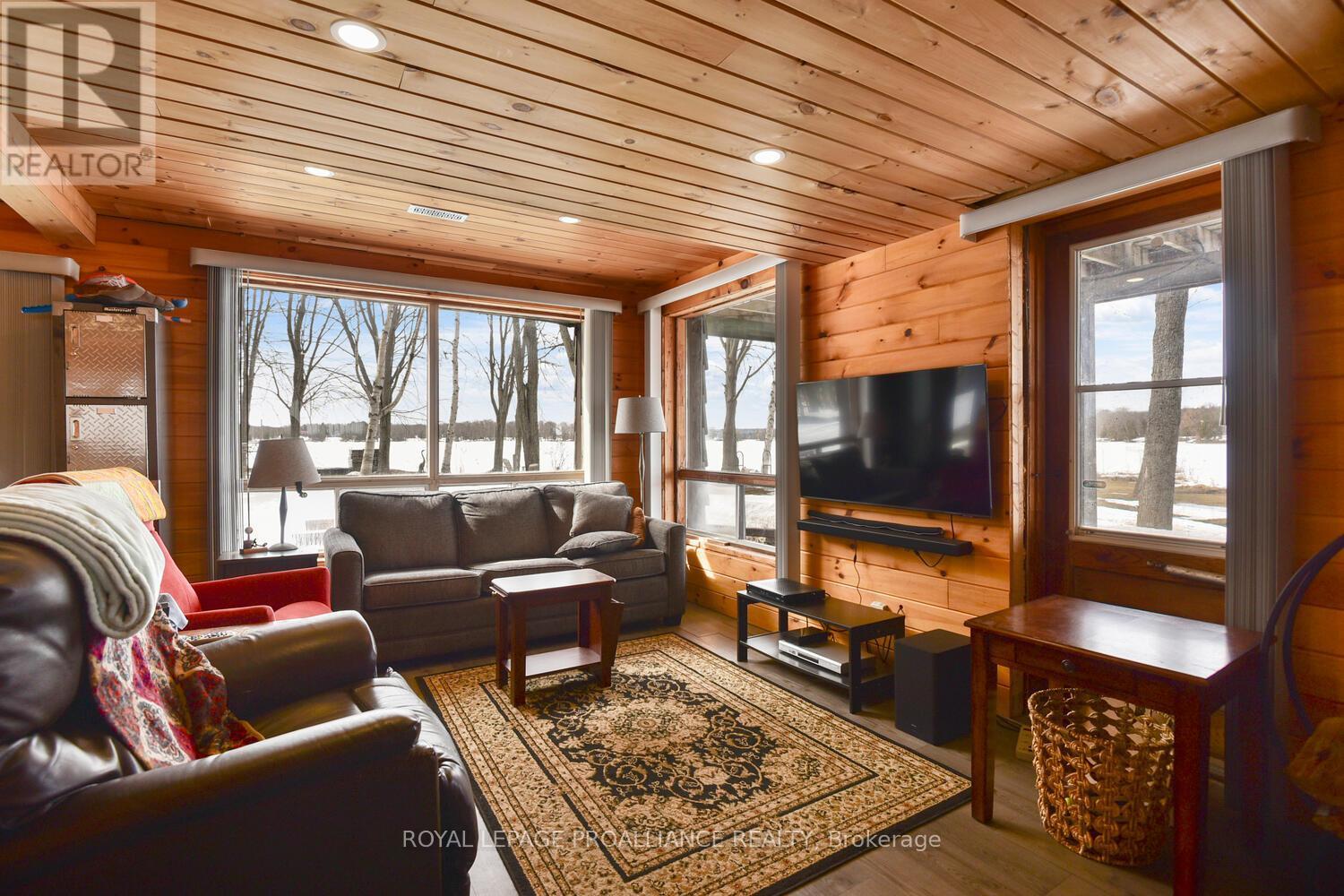 












365 MCNAMEE LANE

,
Rideau Lakes,




Ontario
K0G1V0

