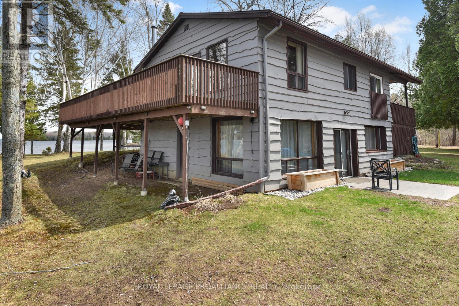 












365 MCNAMEE LANE

,
Rideau Lakes,




Ontario
K0G1V0

