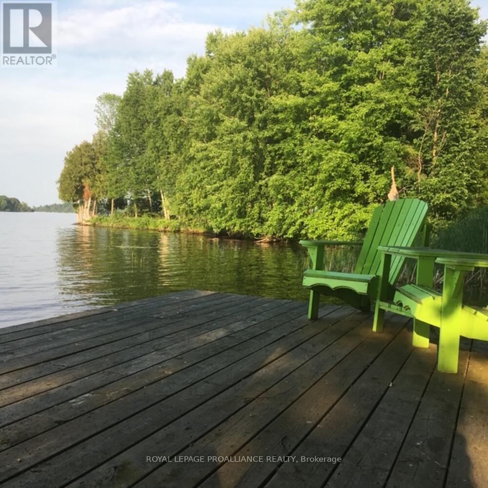 












365 MCNAMEE LANE

,
Rideau Lakes,




Ontario
K0G1V0

