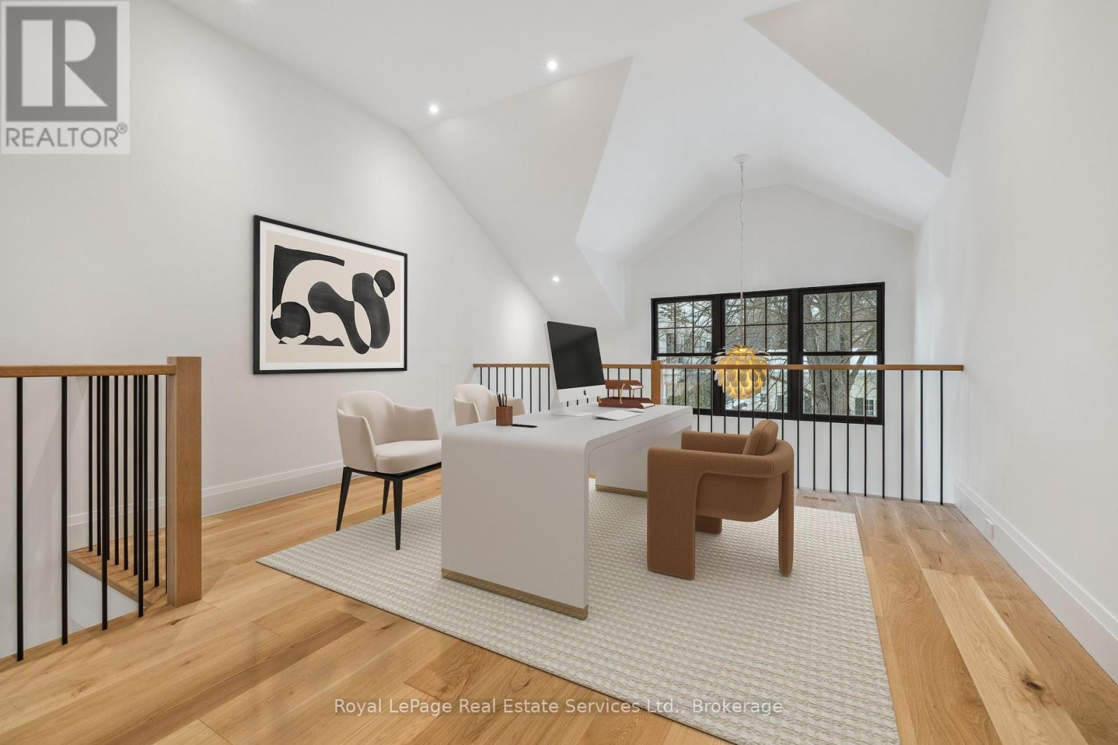 












68 NAVY STREET

,
Oakville (OO Old Oakville),




Ontario
L6J2Y9

