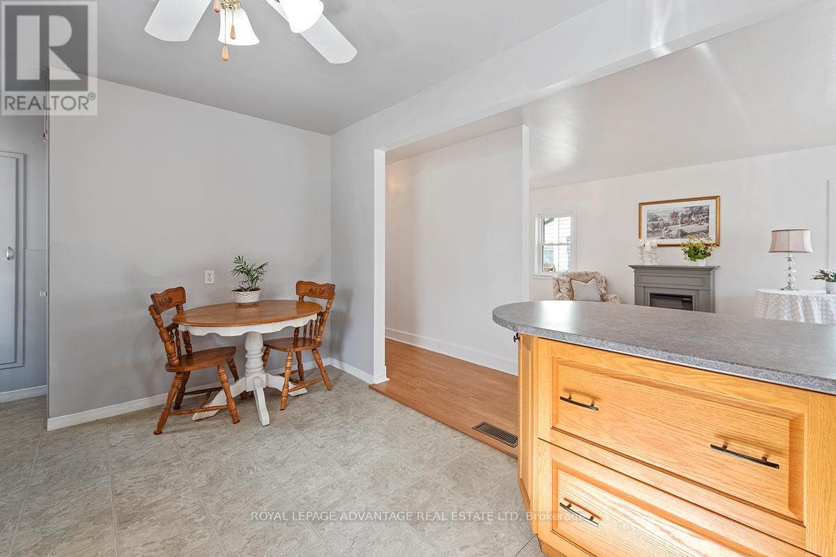 












214 GORE STREET E

,
Perth,




Ontario
K7H1K4

