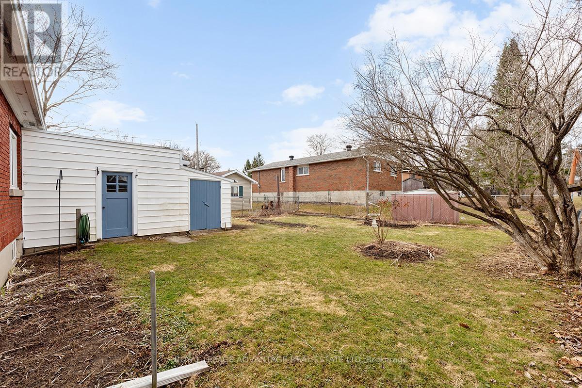 












214 GORE STREET E

,
Perth,




Ontario
K7H1K4

