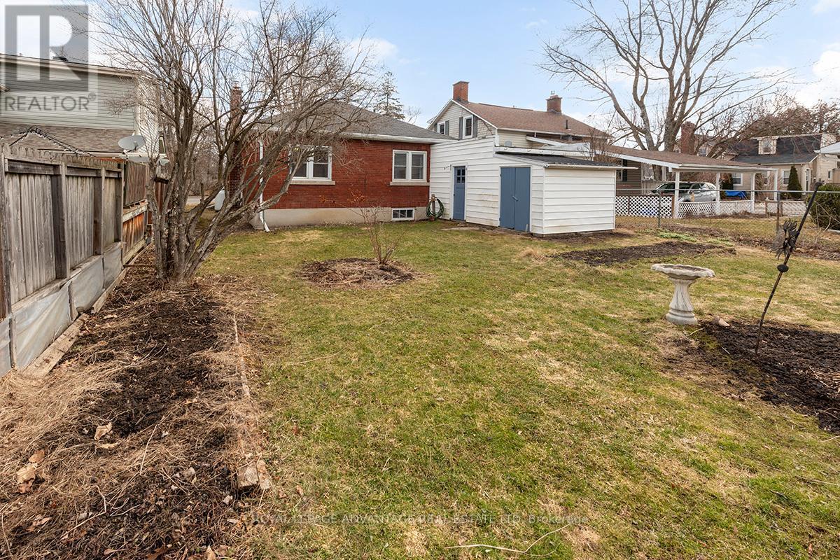 












214 GORE STREET E

,
Perth,




Ontario
K7H1K4


