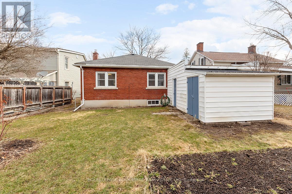 












214 GORE STREET E

,
Perth,




Ontario
K7H1K4

