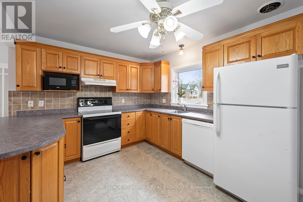 












214 GORE STREET E

,
Perth,




Ontario
K7H1K4

