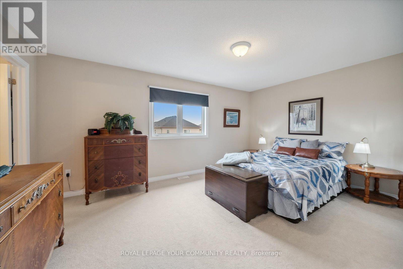 












37 GUNSOLUS ROAD

,
Kawartha Lakes,




Ontario
K9V0E4


