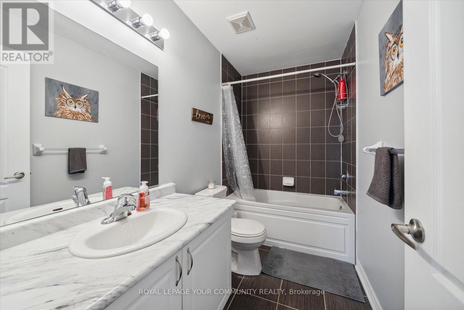 












37 GUNSOLUS ROAD

,
Kawartha Lakes,




Ontario
K9V0E4

