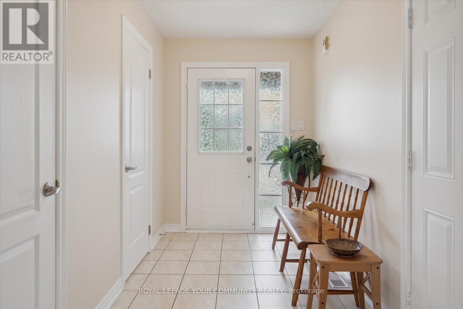 












37 GUNSOLUS ROAD

,
Kawartha Lakes,




Ontario
K9V0E4

