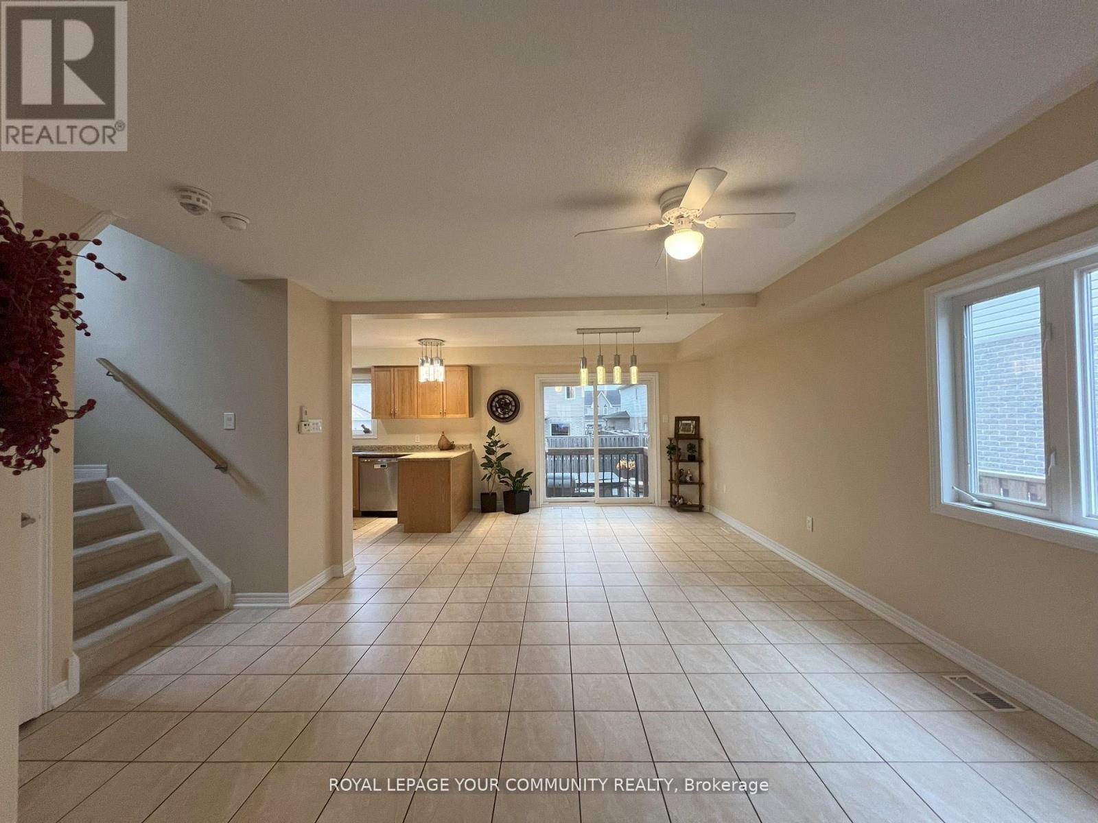 












37 GUNSOLUS ROAD

,
Kawartha Lakes,




Ontario
K9V0E4

