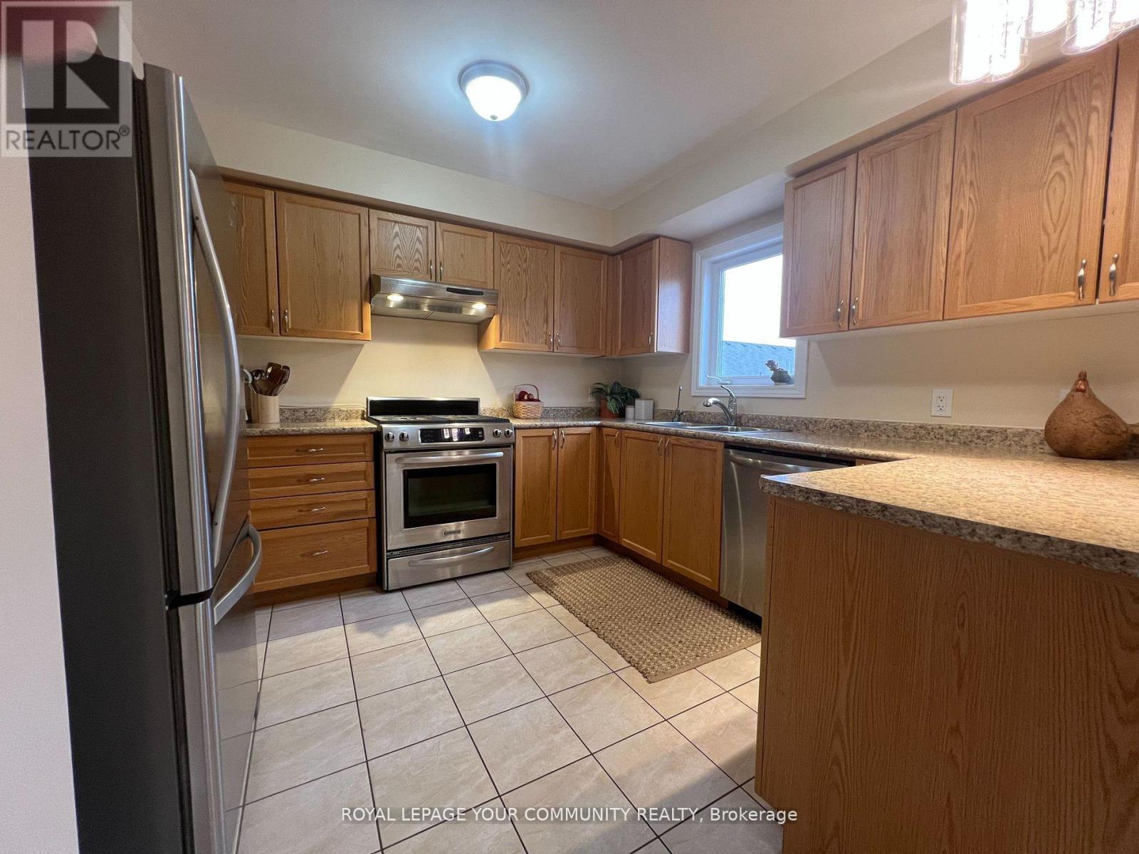 












37 GUNSOLUS ROAD

,
Kawartha Lakes,




Ontario
K9V0E4

