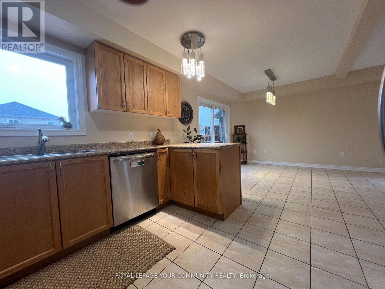 












37 GUNSOLUS ROAD

,
Kawartha Lakes,




Ontario
K9V0E4


