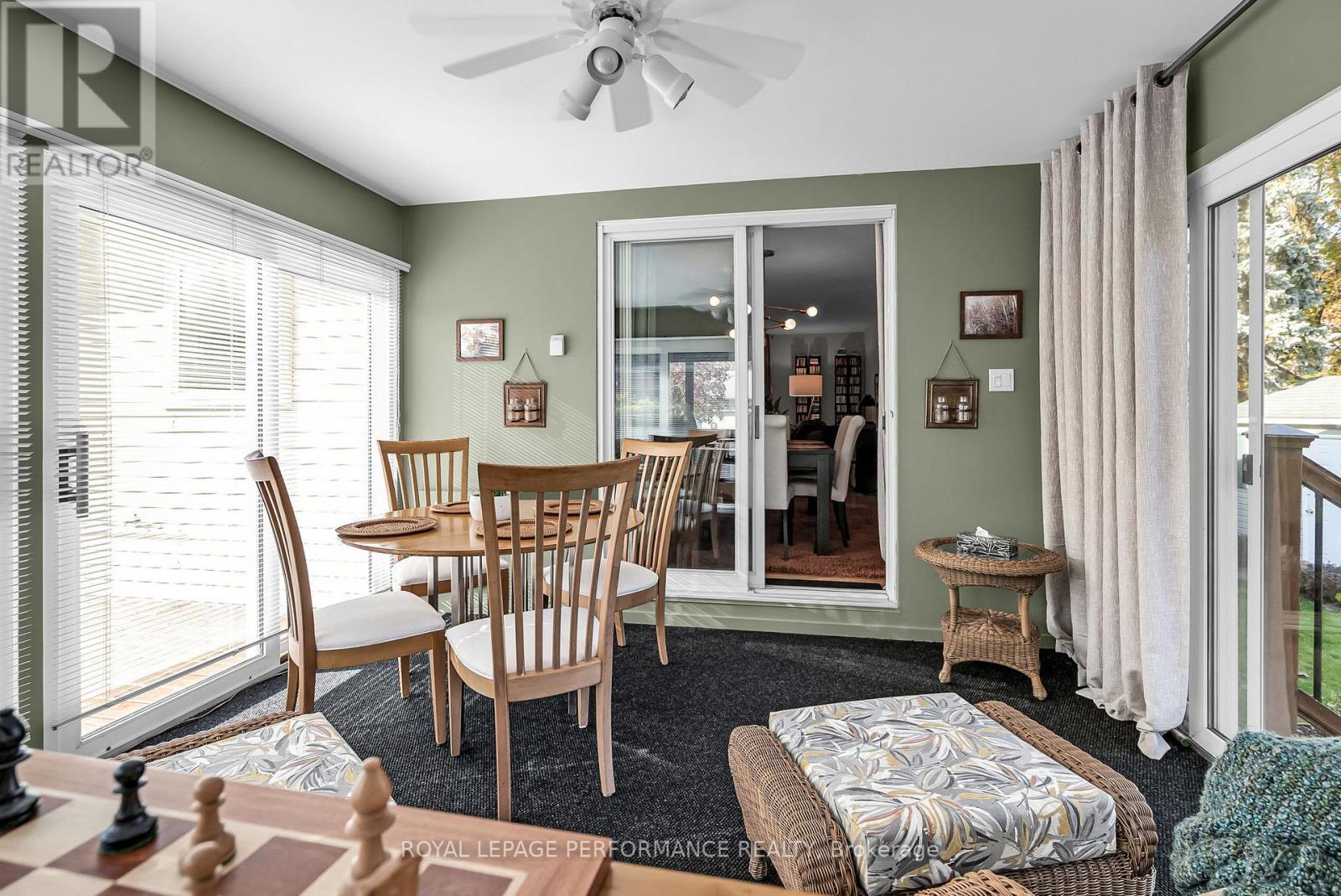 












1606 BLAKELY DRIVE

,
Cornwall,




Ontario
K6J5K2

