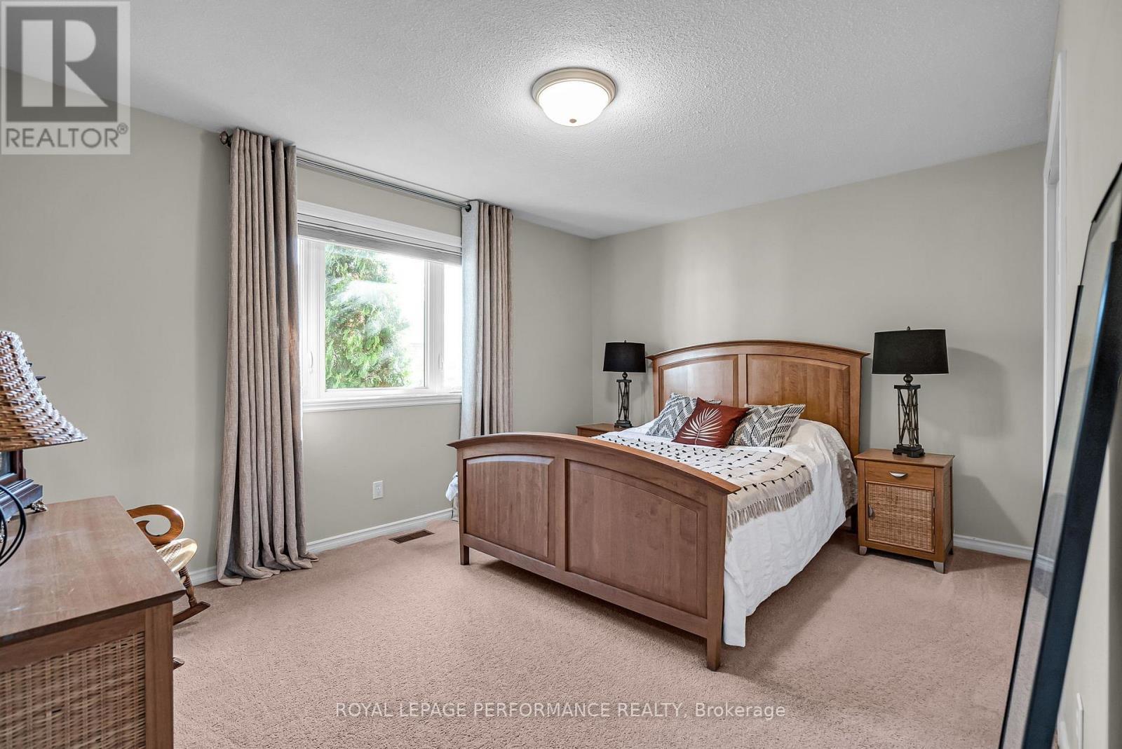 












1606 BLAKELY DRIVE

,
Cornwall,




Ontario
K6J5K2

