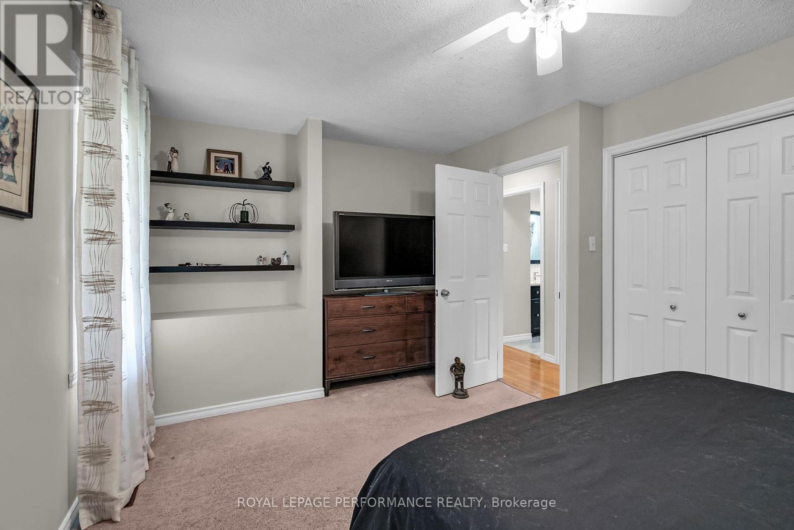 












1606 BLAKELY DRIVE

,
Cornwall,




Ontario
K6J5K2

