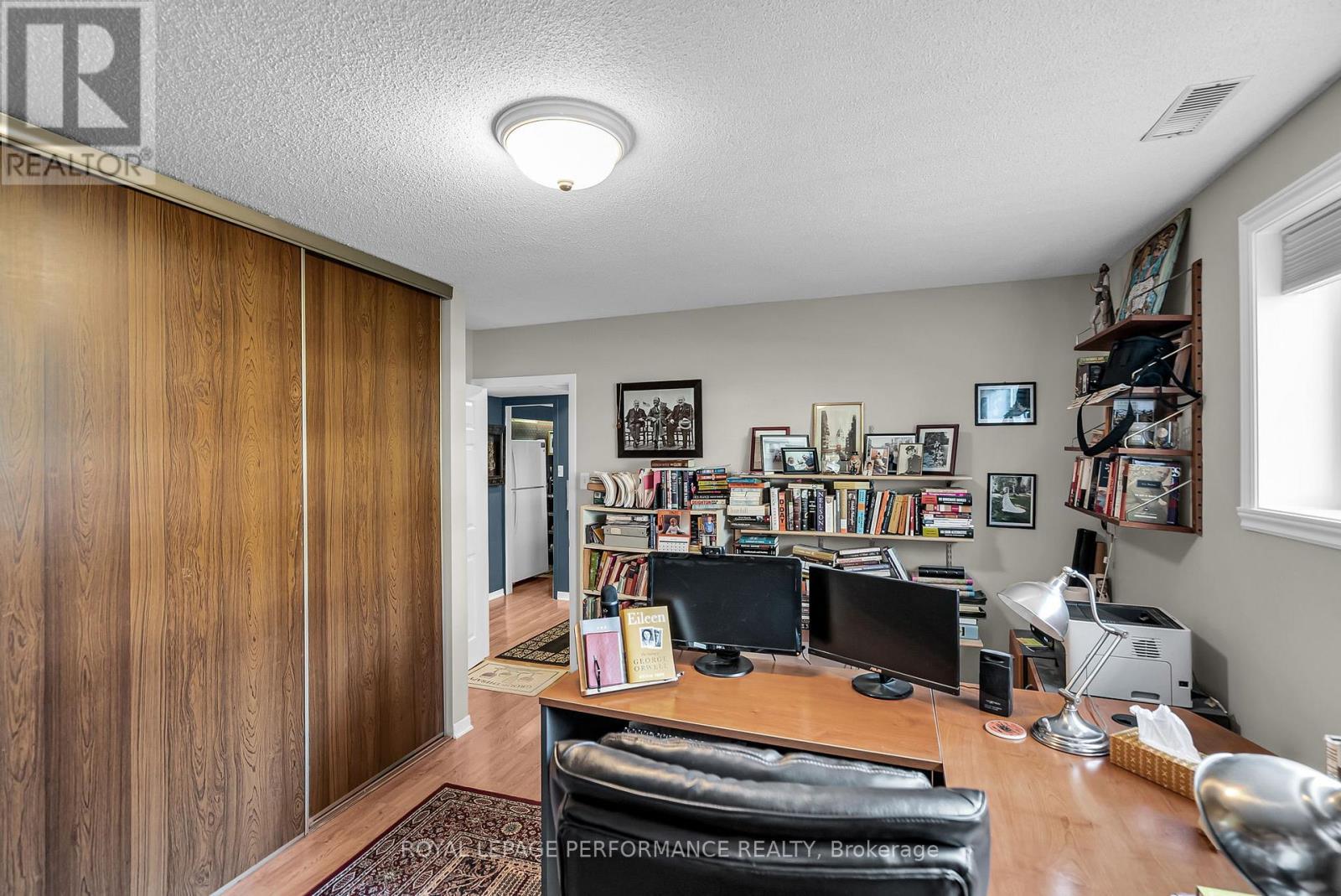 












1606 BLAKELY DRIVE

,
Cornwall,




Ontario
K6J5K2

