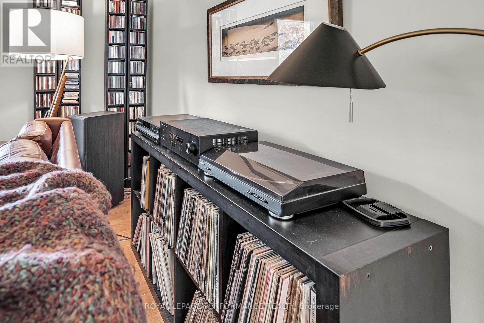 












1606 BLAKELY DRIVE

,
Cornwall,




Ontario
K6J5K2


