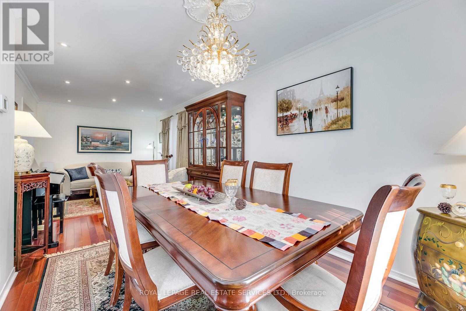 












1220 OLD OAK DRIVE

,
Oakville,




Ontario
L6M3K6

