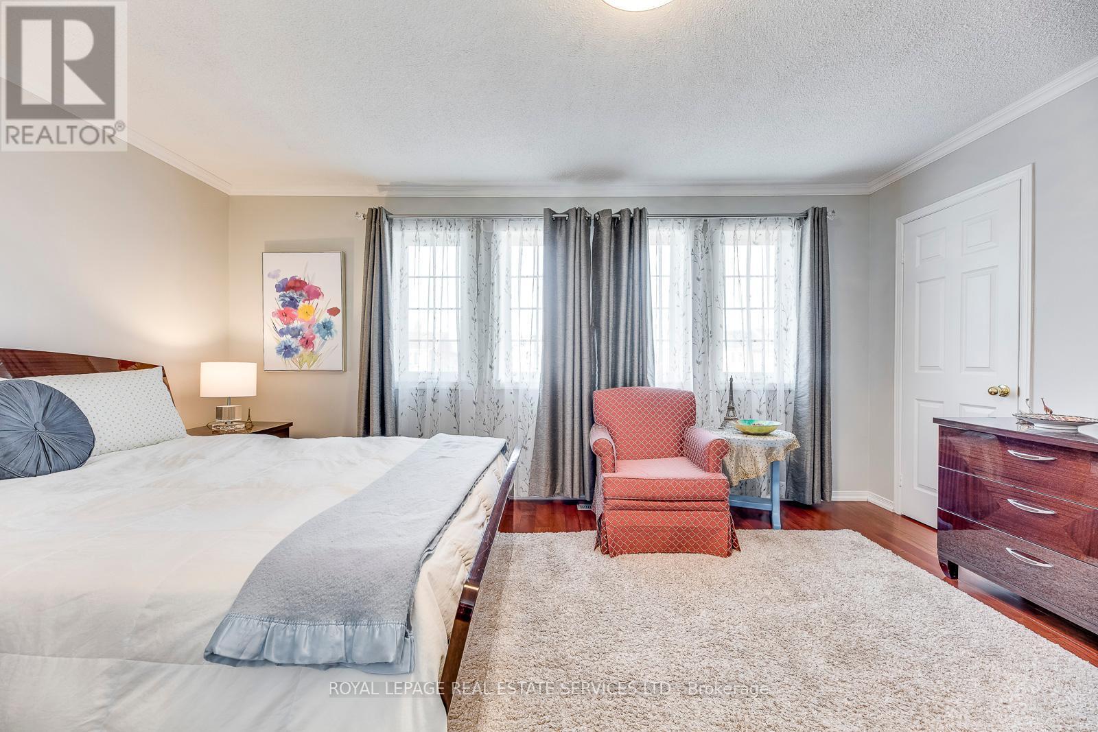












1220 OLD OAK DRIVE

,
Oakville,




Ontario
L6M3K6

