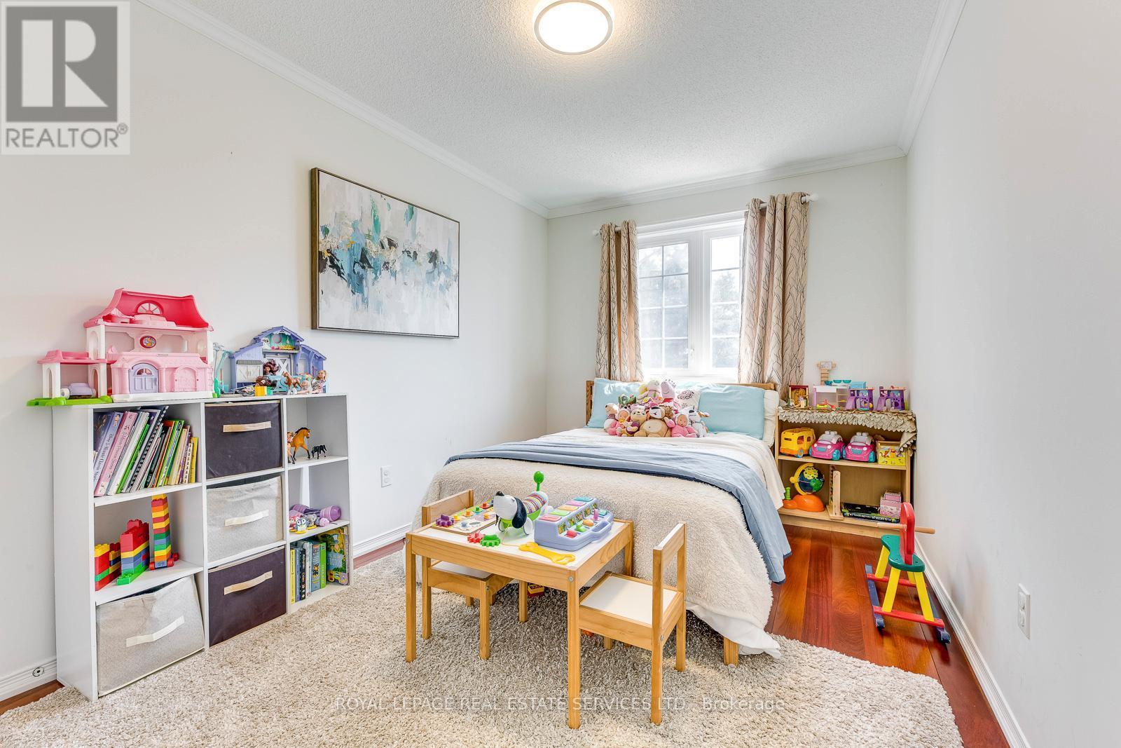 












1220 OLD OAK DRIVE

,
Oakville,




Ontario
L6M3K6

