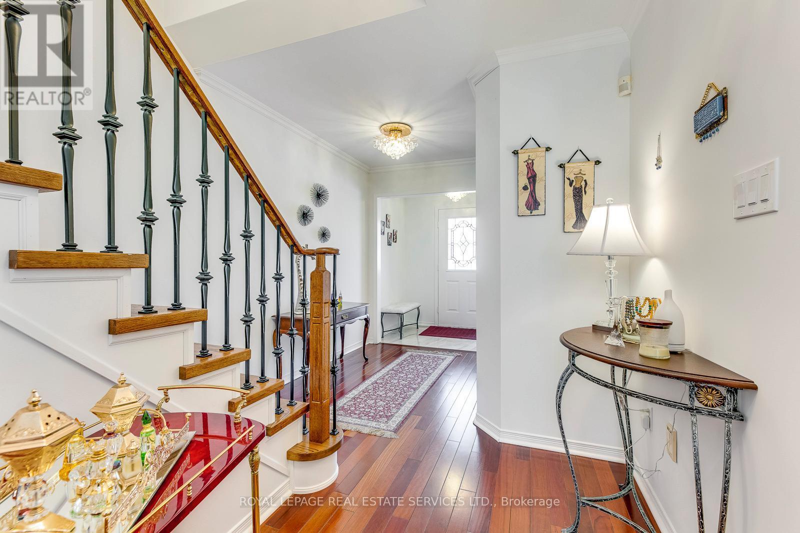 












1220 OLD OAK DRIVE

,
Oakville,




Ontario
L6M3K6


