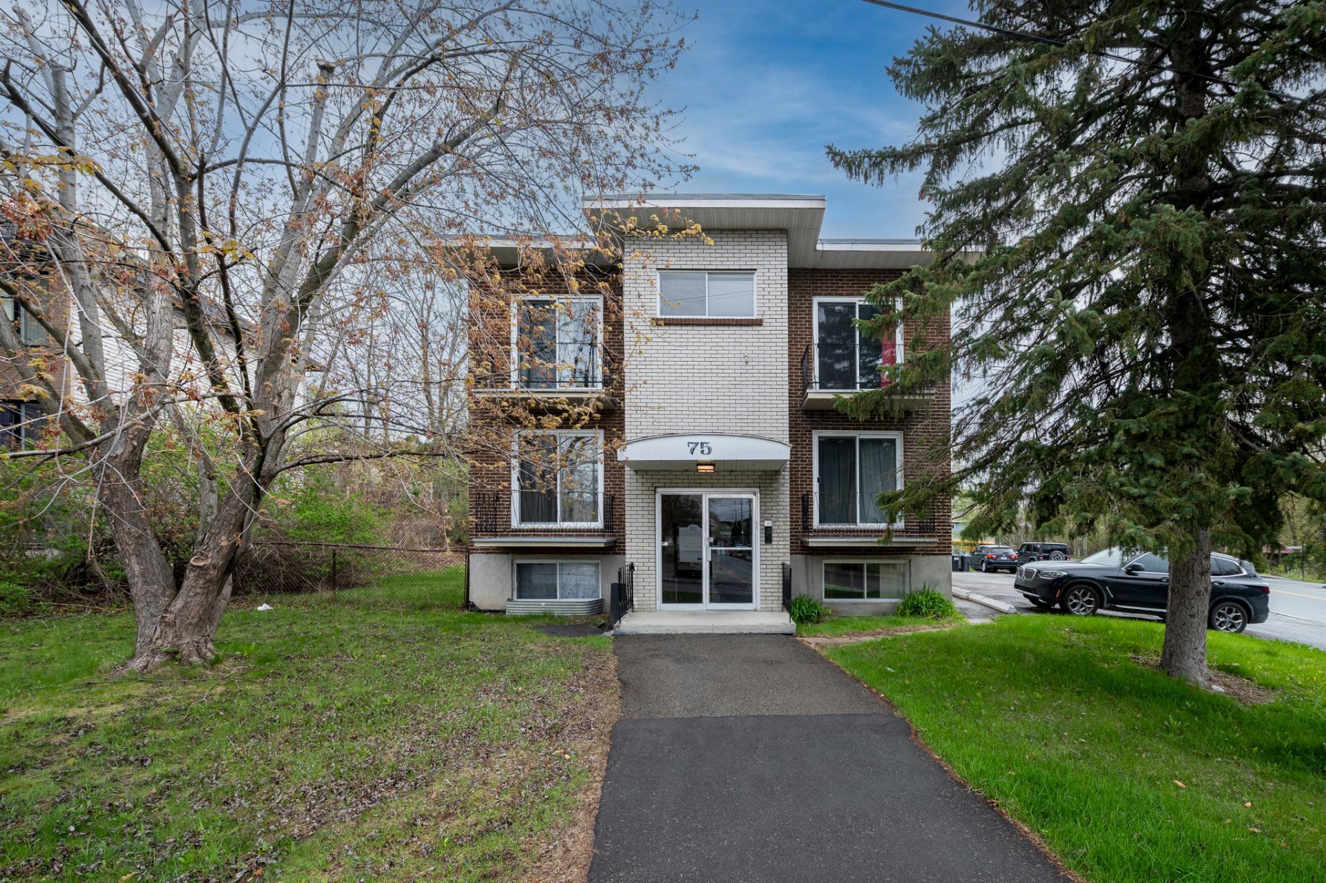 









75


51e Avenue

, 1,
Bois-des-Filion,




QC
J6Z2N8

