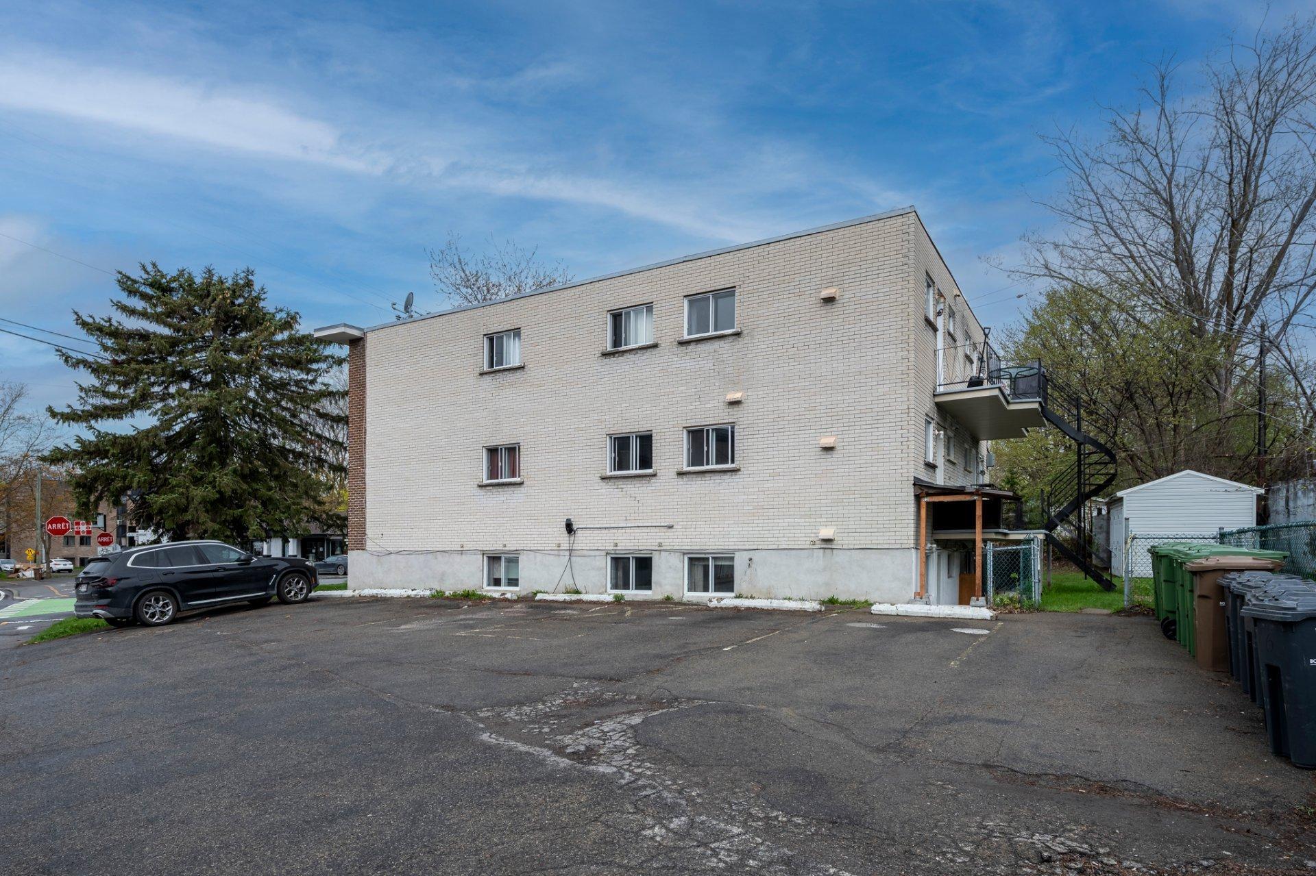 









75


51e Avenue

, 1,
Bois-des-Filion,




QC
J6Z2N8


