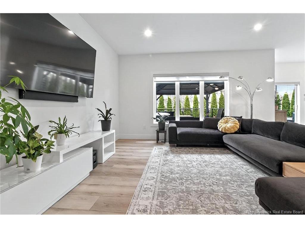 









10


Rosebank

CRES,
Riverview,




NB
E1B 0R6

