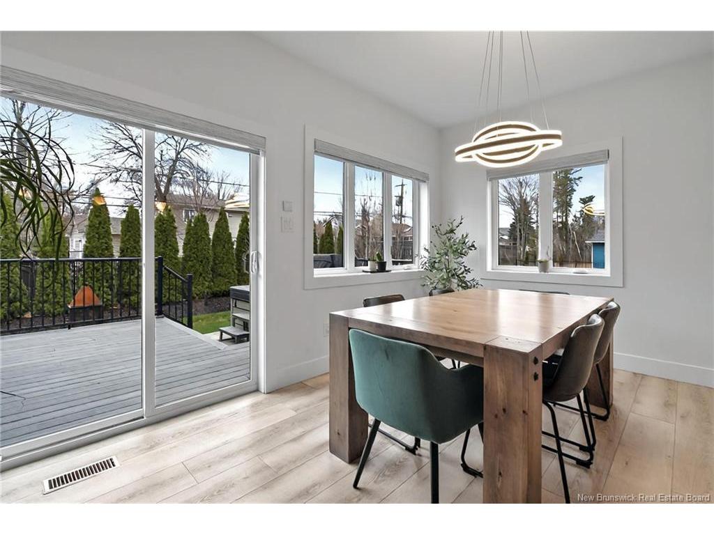 









10


Rosebank

CRES,
Riverview,




NB
E1B 0R6


