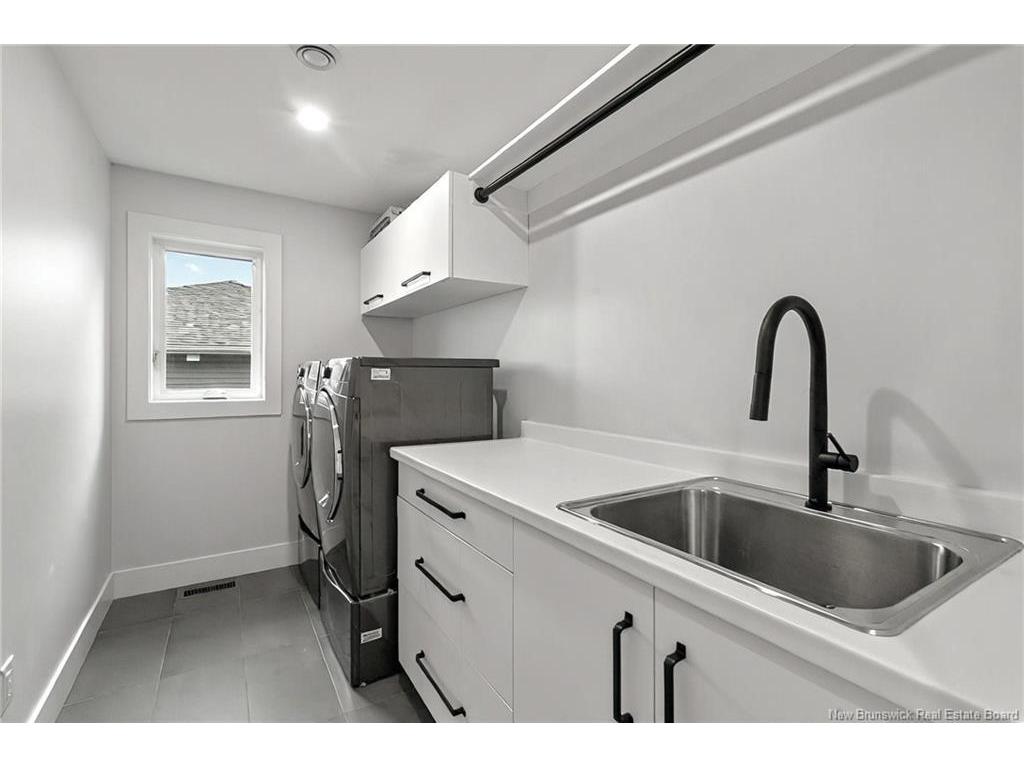 









10


Rosebank

CRES,
Riverview,




NB
E1B 0R6

