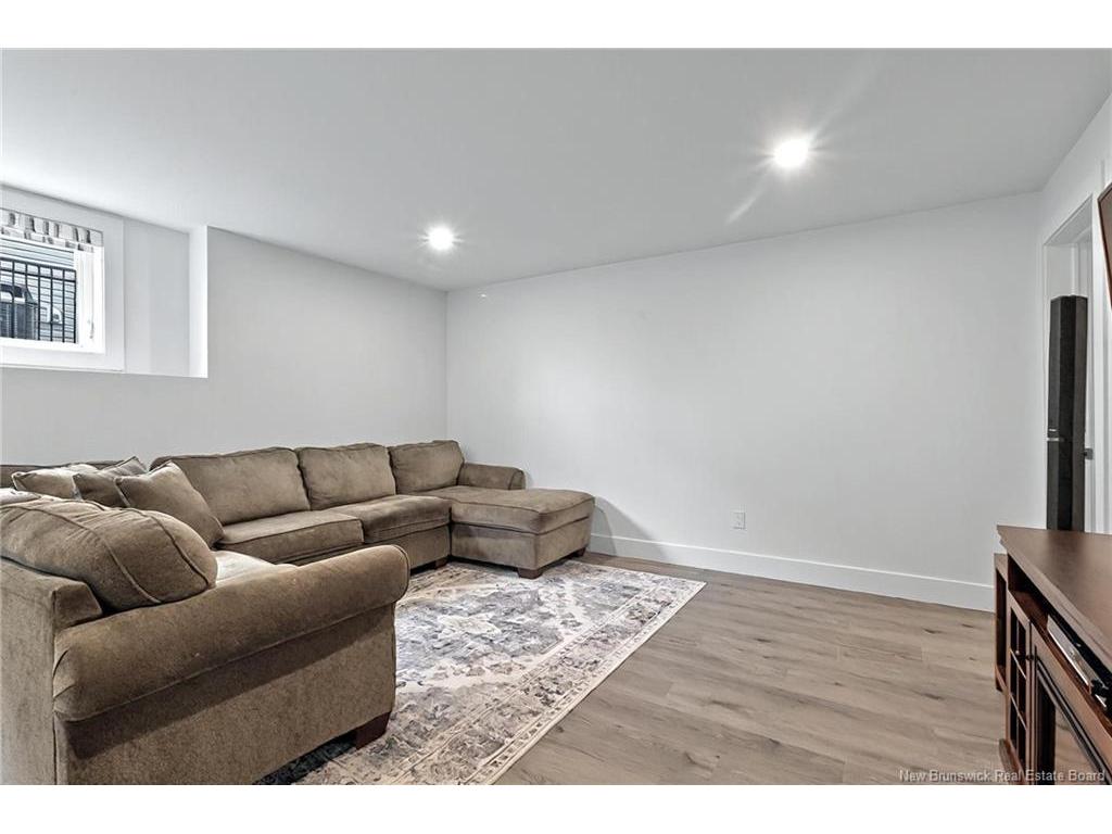 









10


Rosebank

CRES,
Riverview,




NB
E1B 0R6

