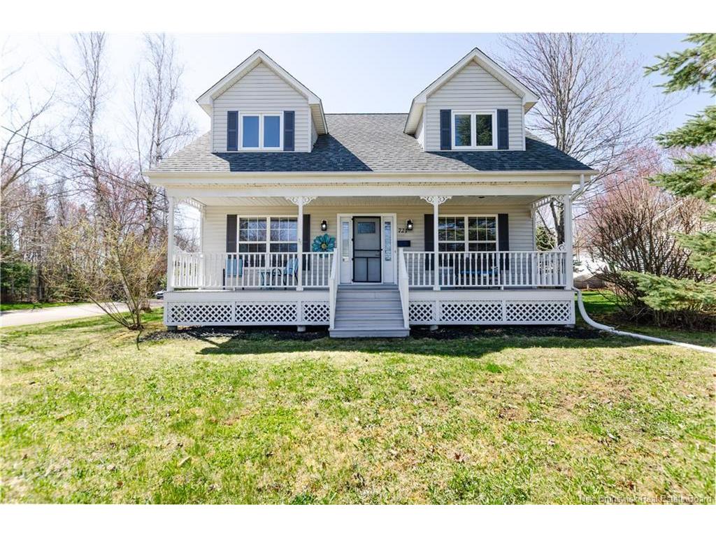 









721


Pinewood

RD,
Riverview,




NB
E1B 4V7

