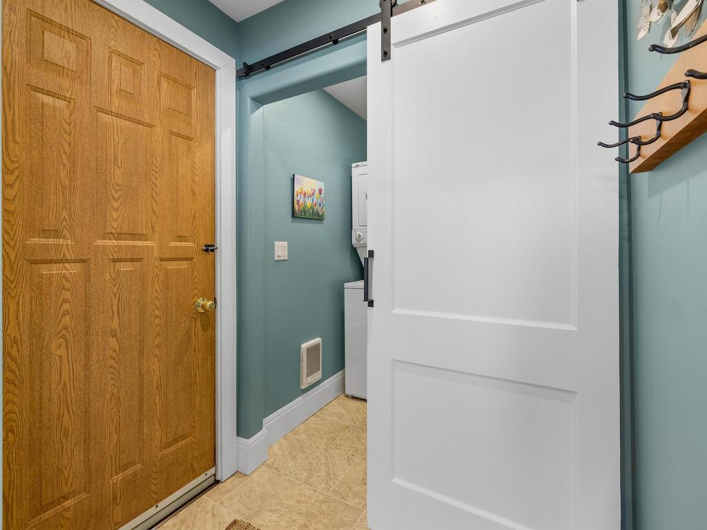 












385 North Market Street

,
Summerside,




PE
C1N 1L7

