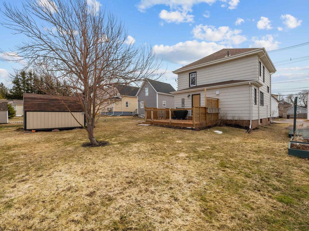 












385 North Market Street

,
Summerside,




PE
C1N 1L7

