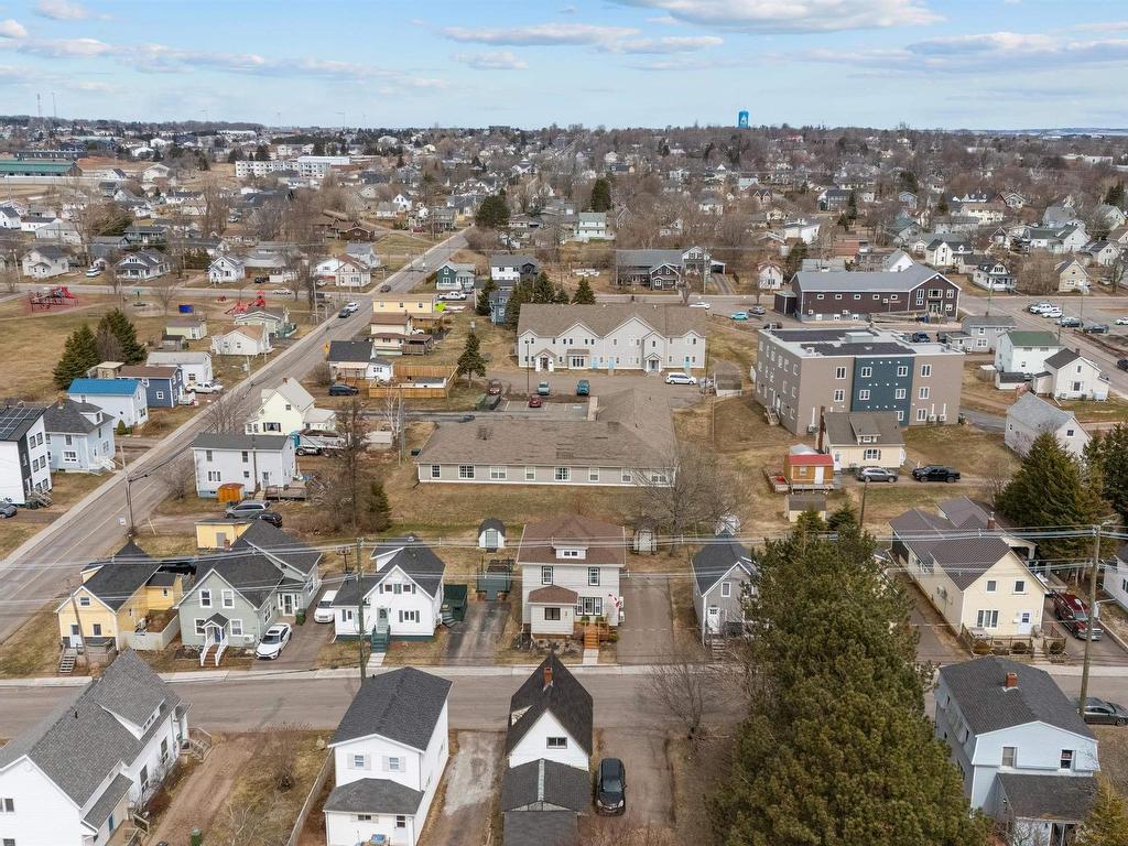 












385 North Market Street

,
Summerside,




PE
C1N 1L7

