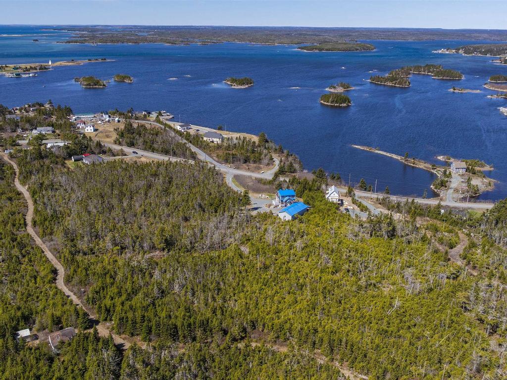 












Ostrea Lake Road

,
Ostrea Lake,







NS
B0J 2L0

