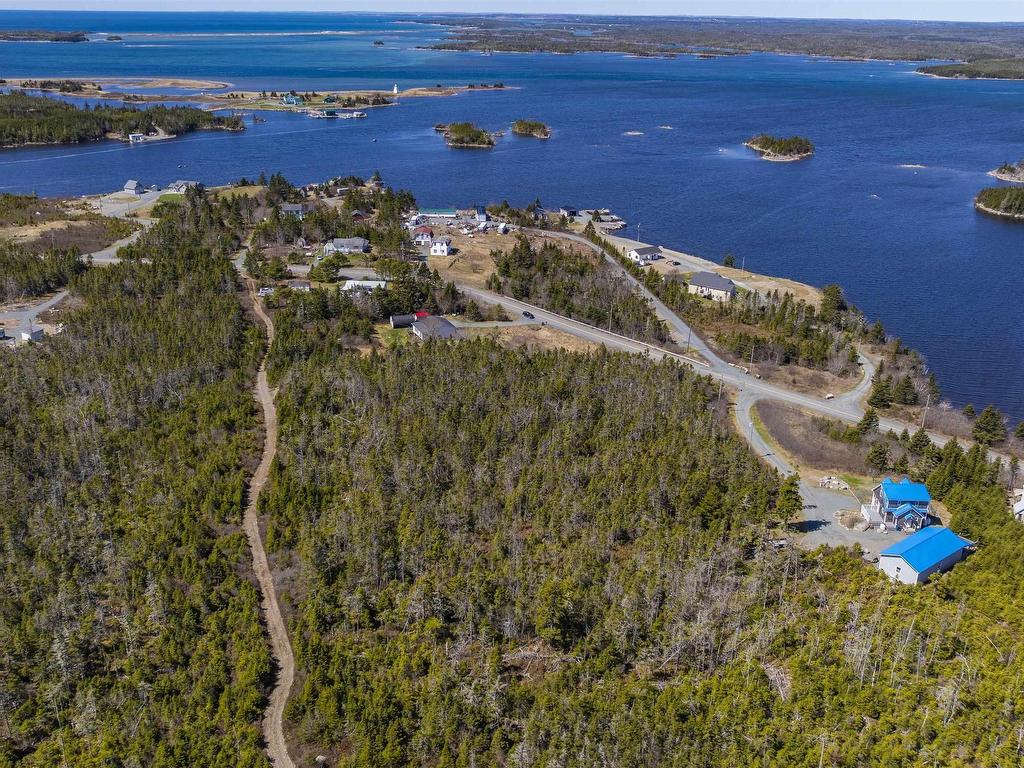 












Ostrea Lake Road

,
Ostrea Lake,







NS
B0J 2L0

