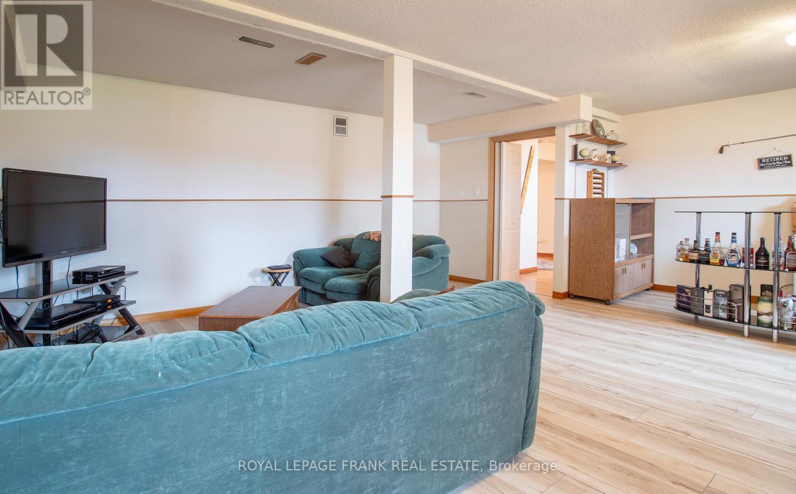 












4491 MCKEE ROAD

,
Scugog,




Ontario
L0B1B0

