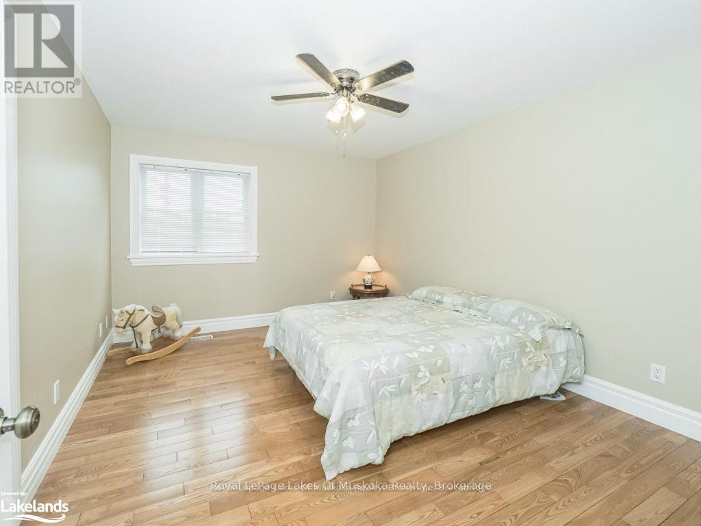 












2411 HWY. 118 E. HIGHWAY

,
Bracebridge (Draper),




Ontario
P1L1X1

