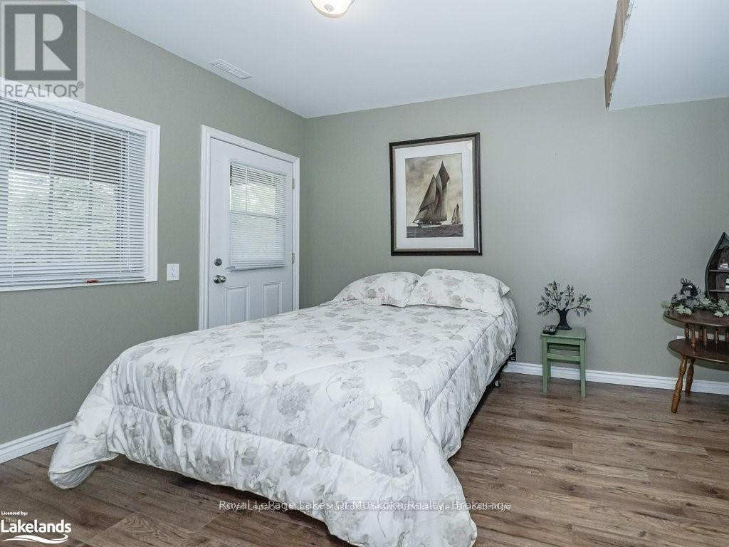 












2411 HWY. 118 E. HIGHWAY

,
Bracebridge (Draper),




Ontario
P1L1X1

