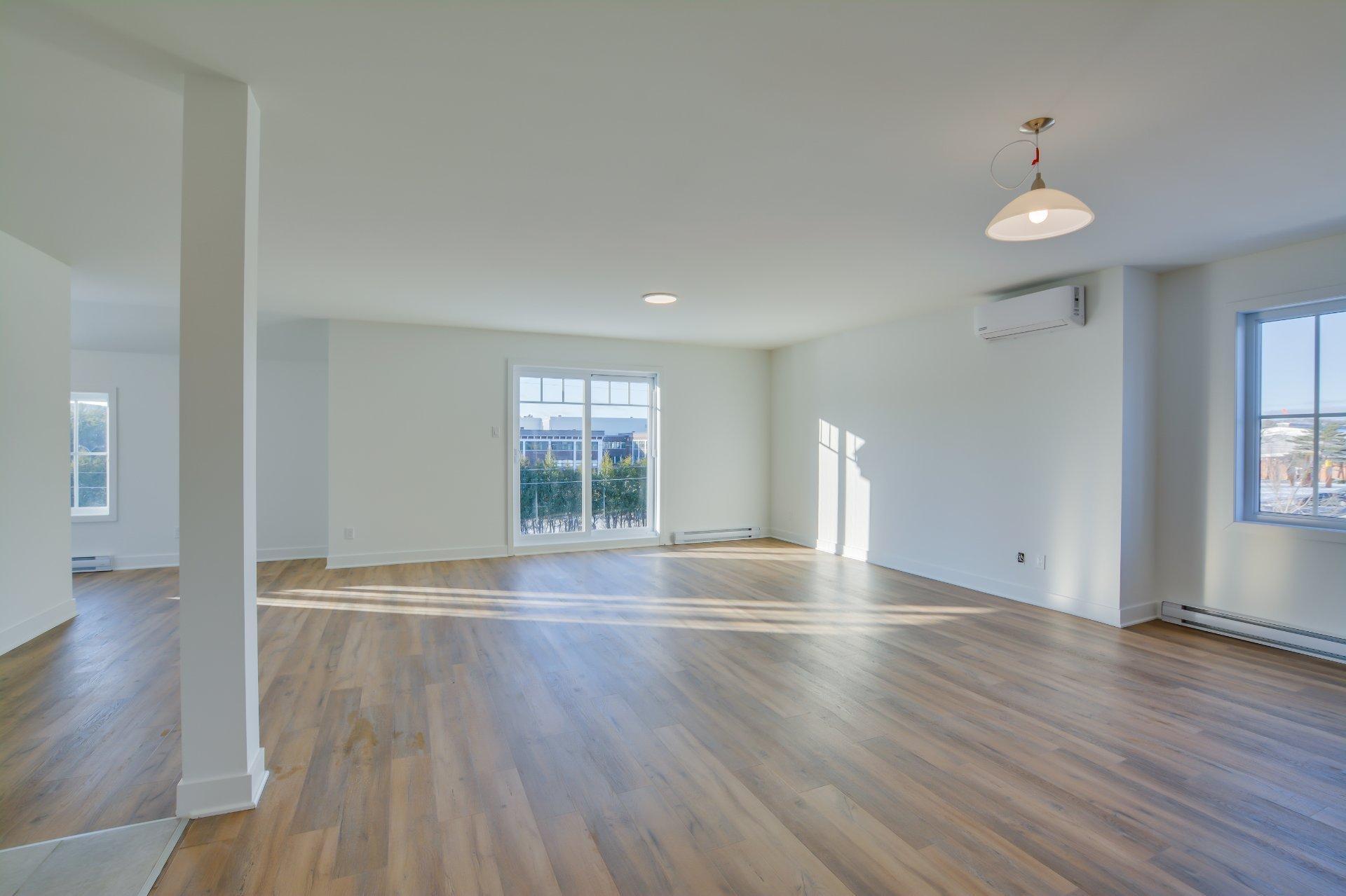









580


Rue Cadieux

, 4,
Mont-Tremblant,




QC
J8E2T4

