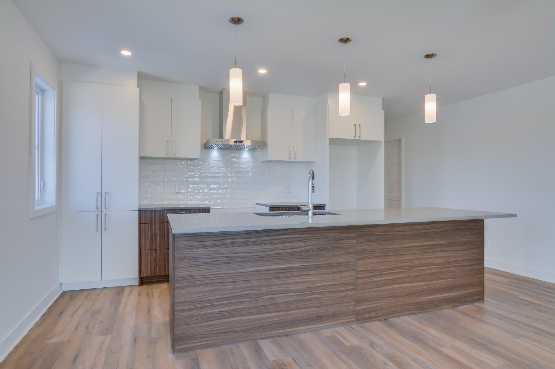 









580


Rue Cadieux

, 4,
Mont-Tremblant,




QC
J8E2T4

