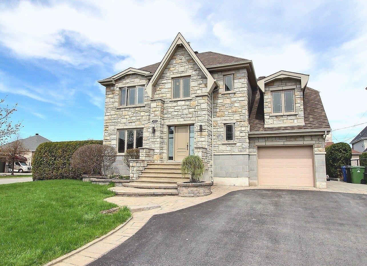 









592


Rue Toulouse

,
Repentigny (Repentigny),




QC
J5Y4E4

