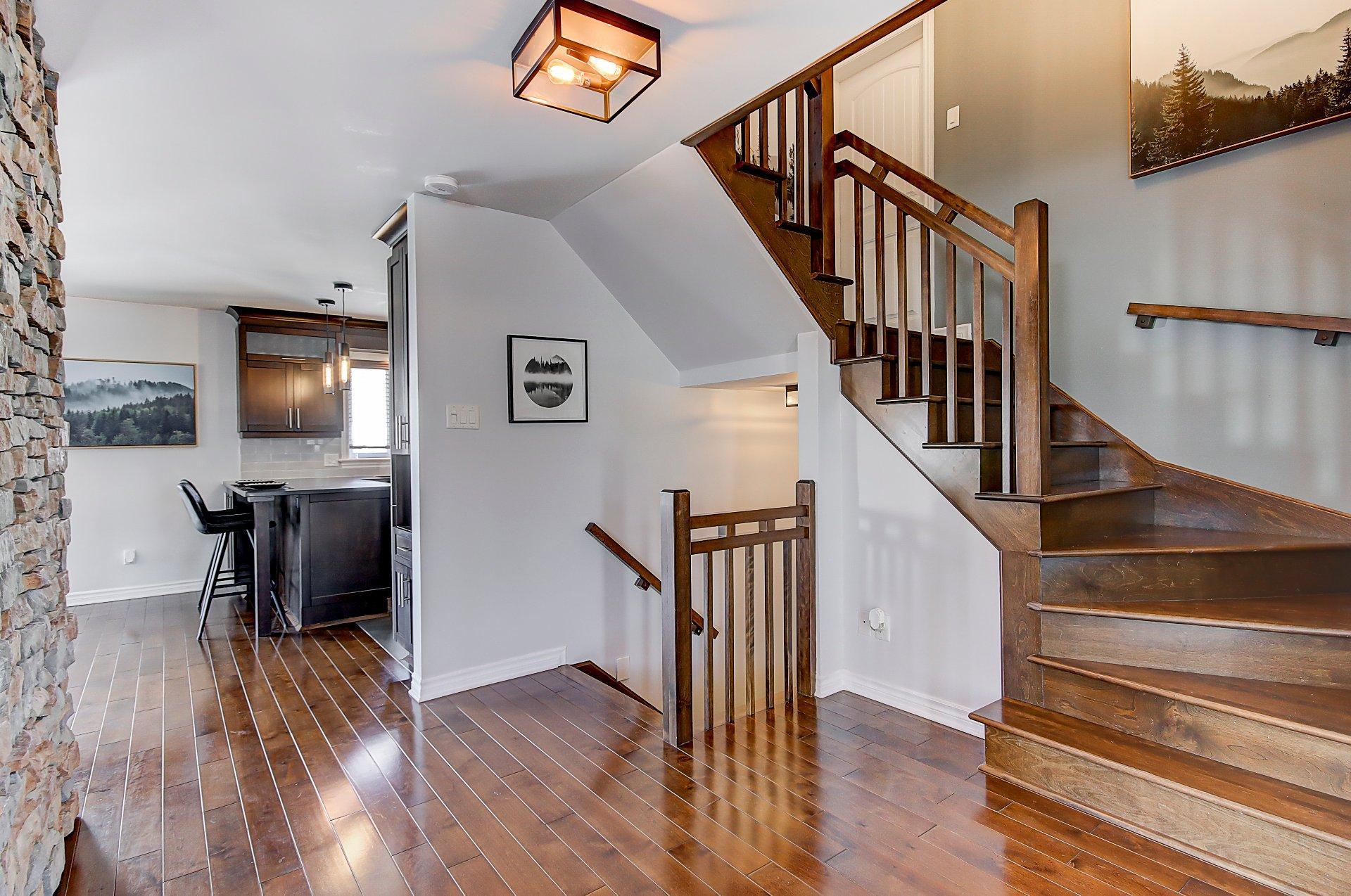 









592


Rue Toulouse

,
Repentigny (Repentigny),




QC
J5Y4E4

