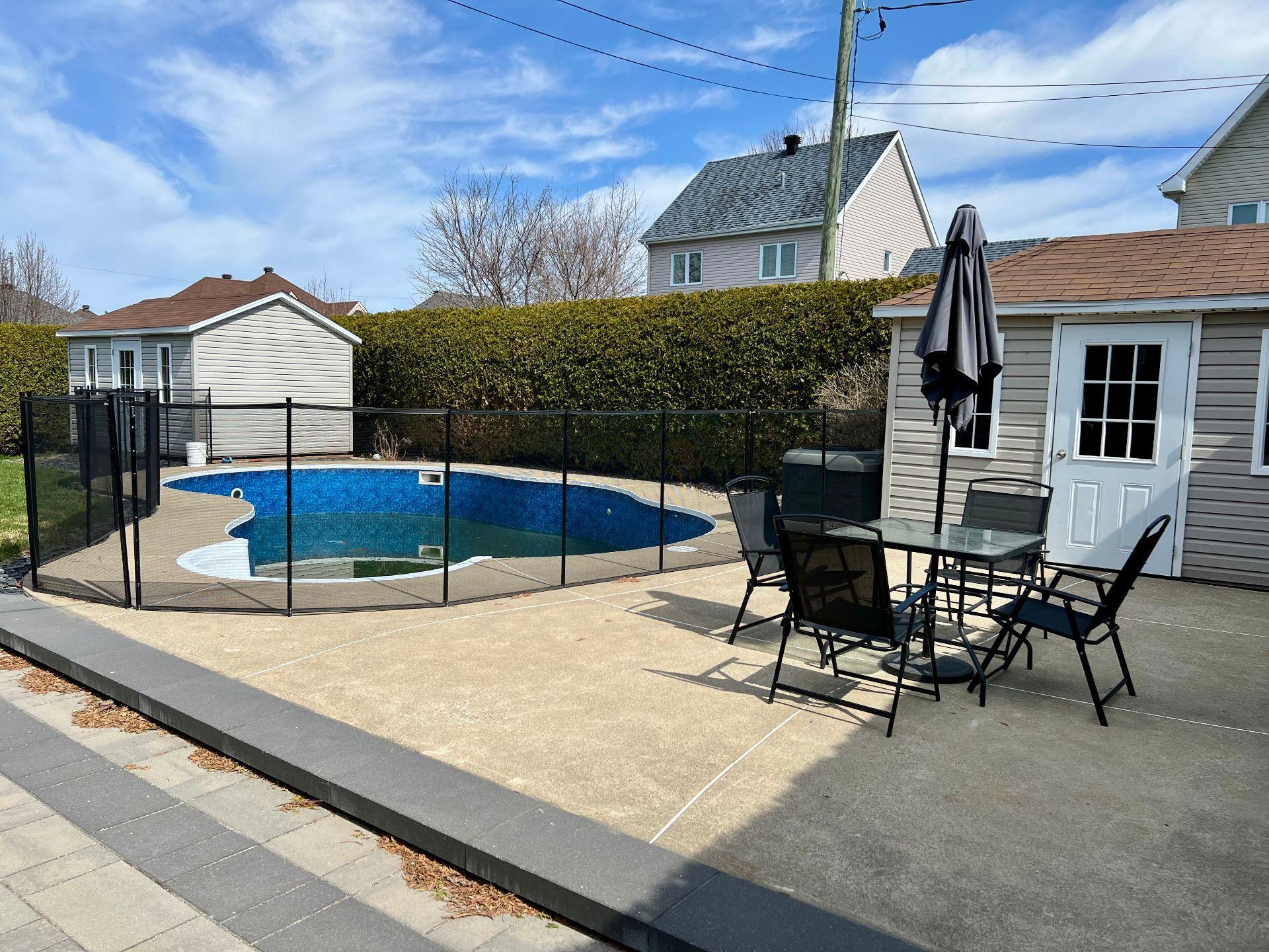 









592


Rue Toulouse

,
Repentigny (Repentigny),




QC
J5Y4E4

