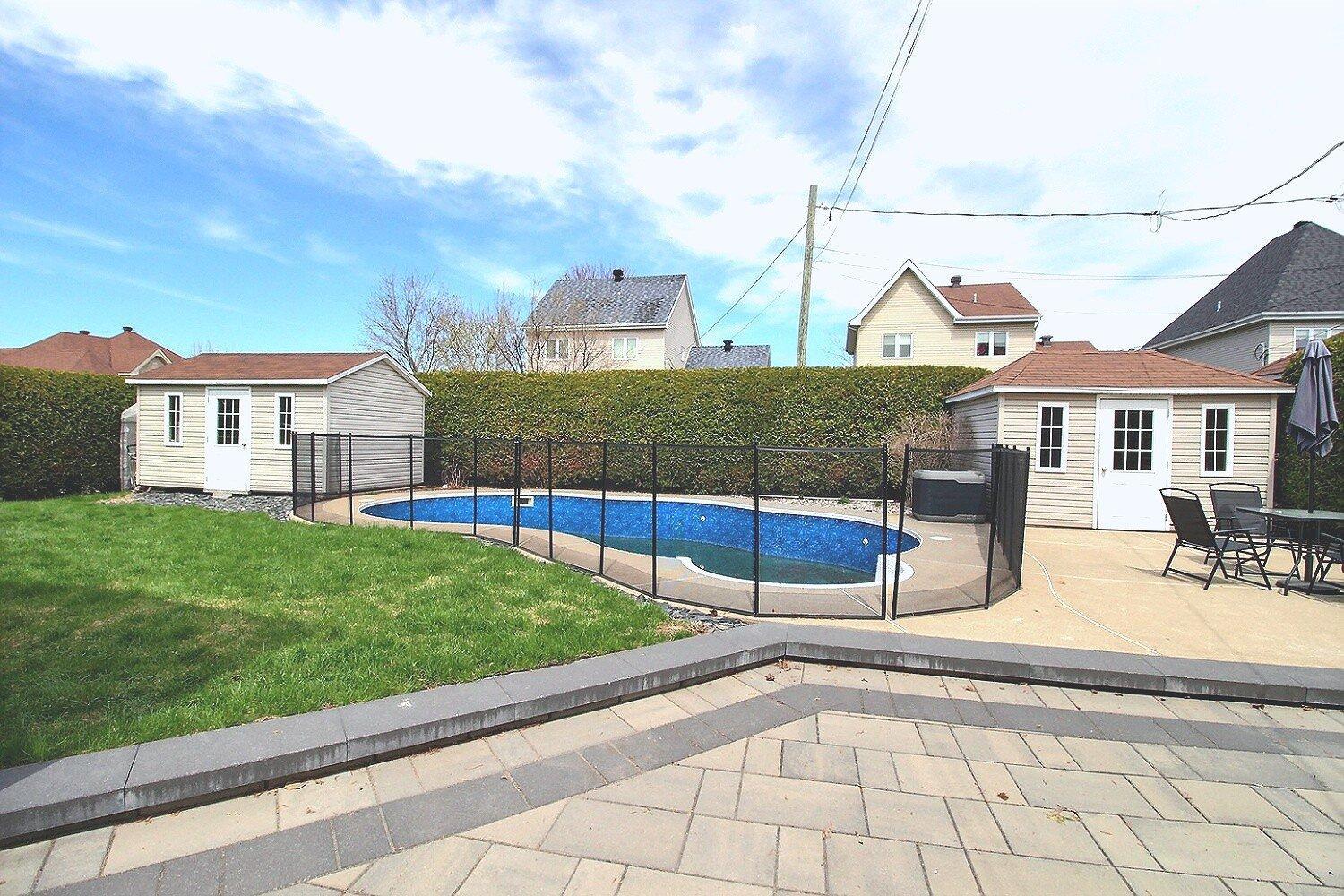









592


Rue Toulouse

,
Repentigny (Repentigny),




QC
J5Y4E4

