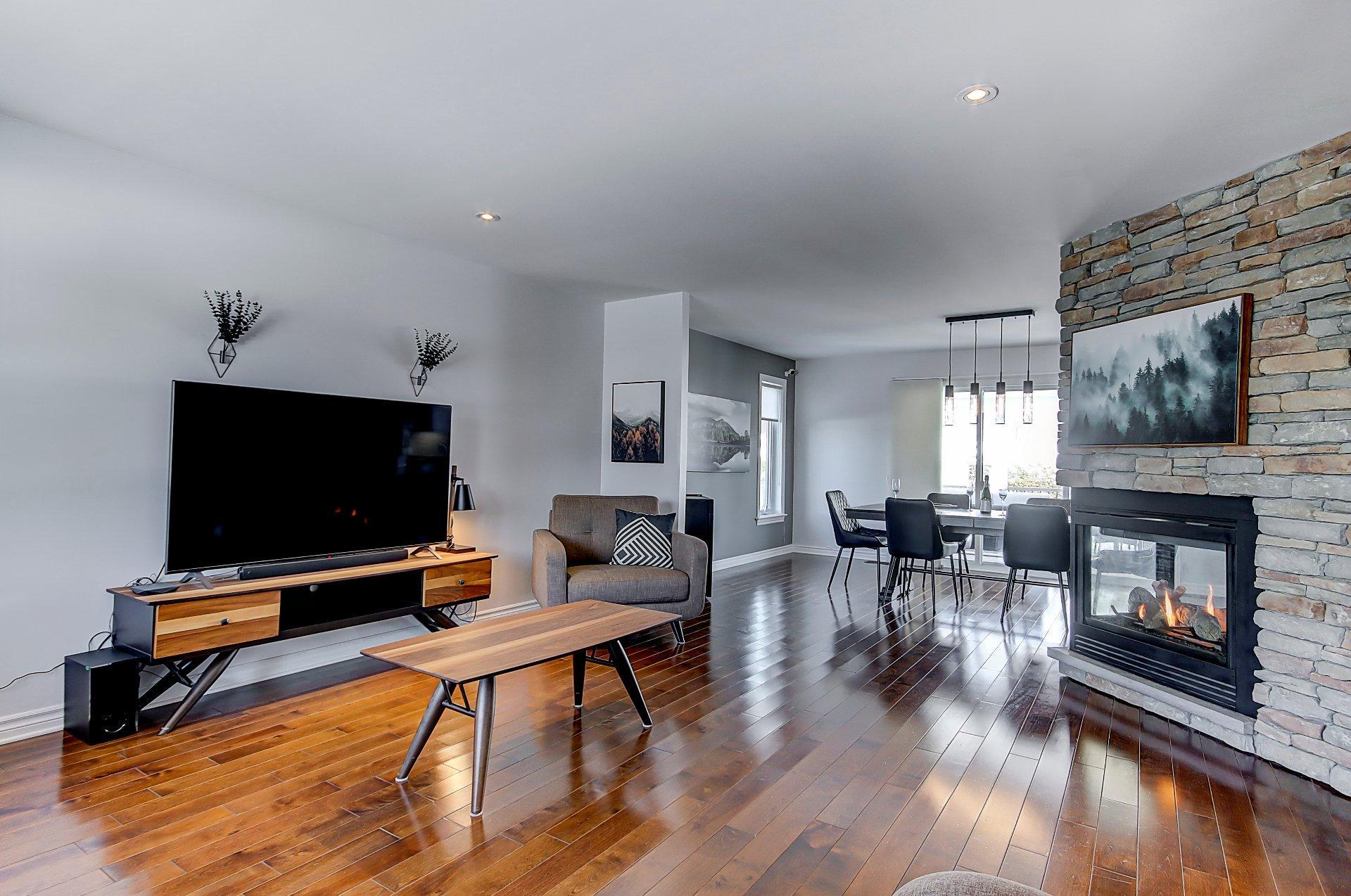









592


Rue Toulouse

,
Repentigny (Repentigny),




QC
J5Y4E4

