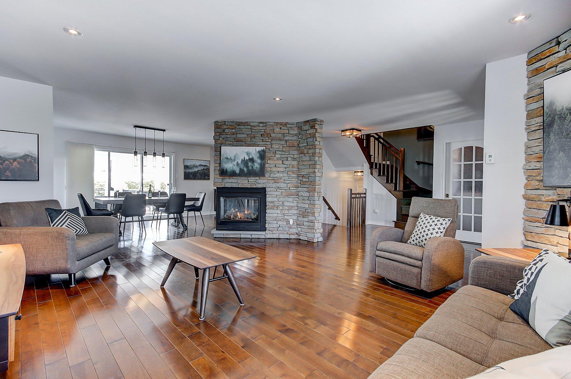 









592


Rue Toulouse

,
Repentigny (Repentigny),




QC
J5Y4E4

