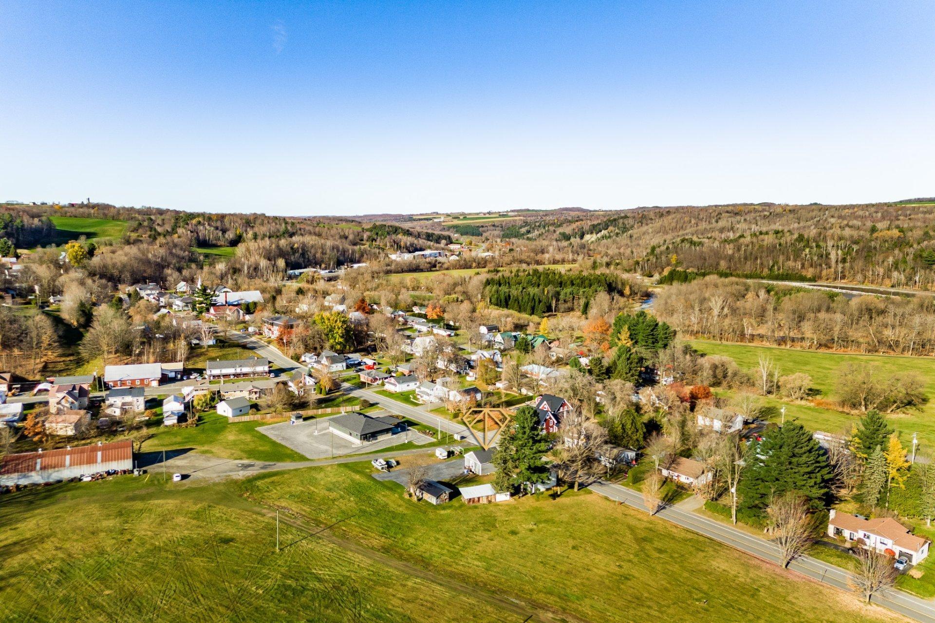 









226


Rue St-Marc

,
Coaticook,




QC
J1A2Z5

