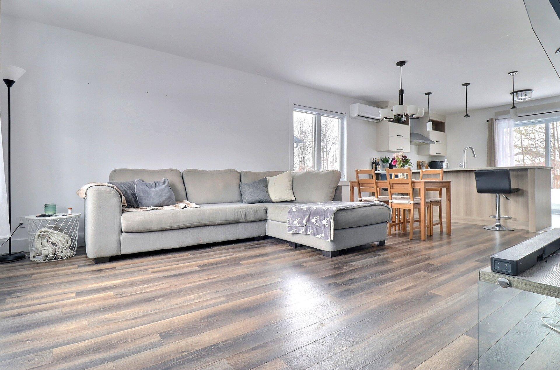 









155


Rue du Mauzac

,
Drummondville,




QC
J2B5Y8

